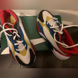 Puma sneakers